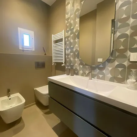 דירה Penthouse Petroni 19 *