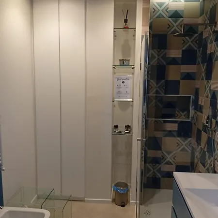 Penthouse Petroni 19 바리